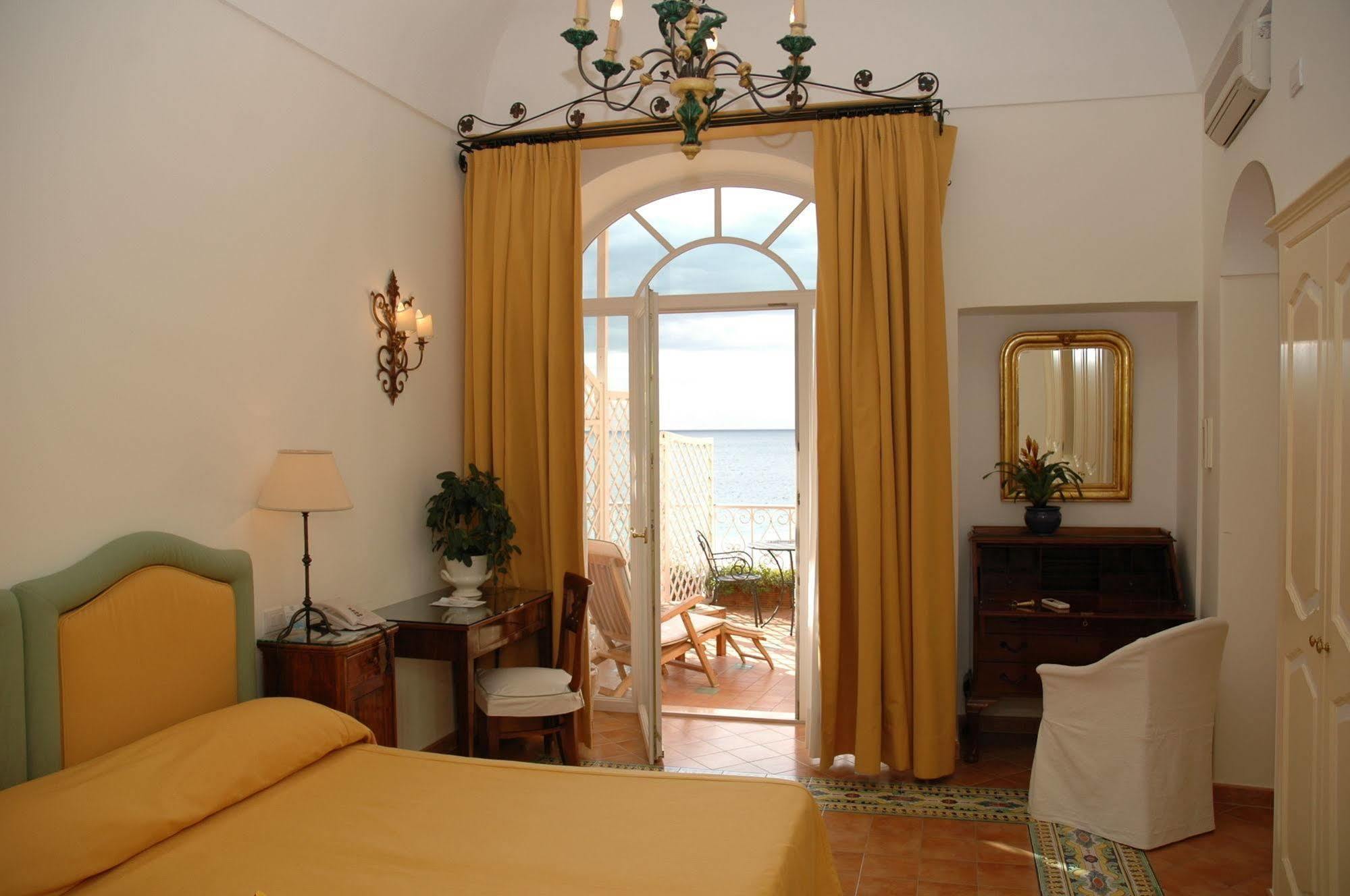 Hotel Buca Di Bacco Positano Pokój zdjęcie